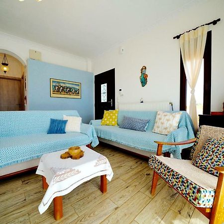 Apartment Vana Metamorfosi  Bagian luar foto