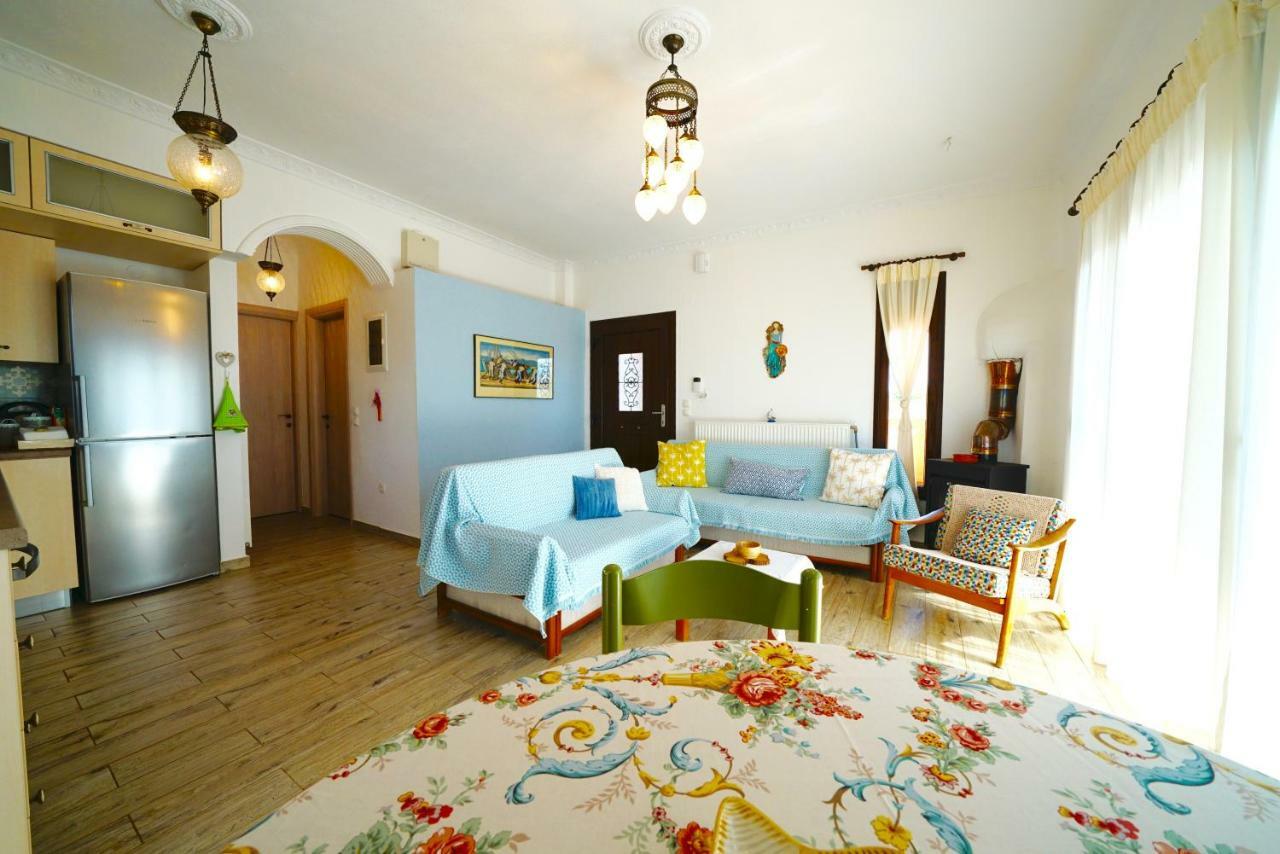 Apartment Vana Metamorfosi  Bagian luar foto