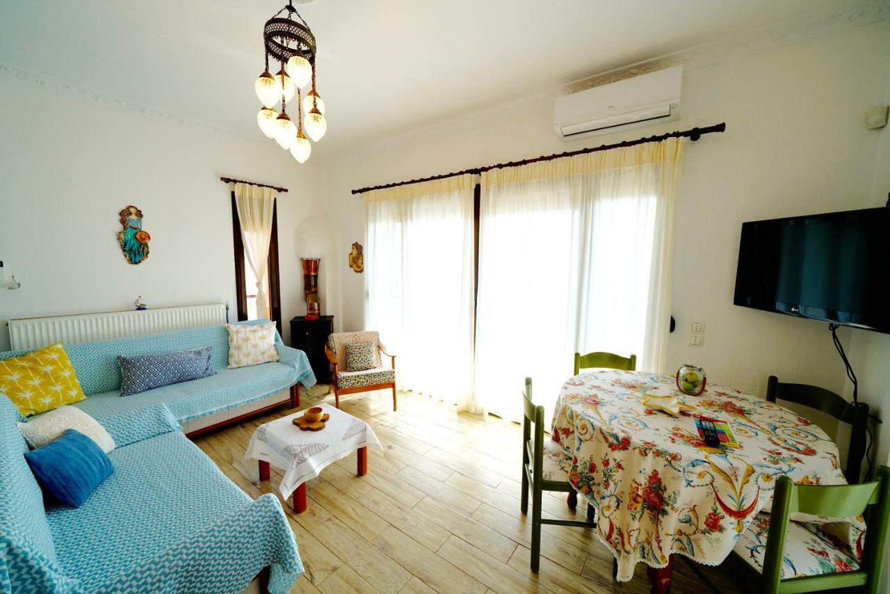 Apartment Vana Metamorfosi  Bagian luar foto