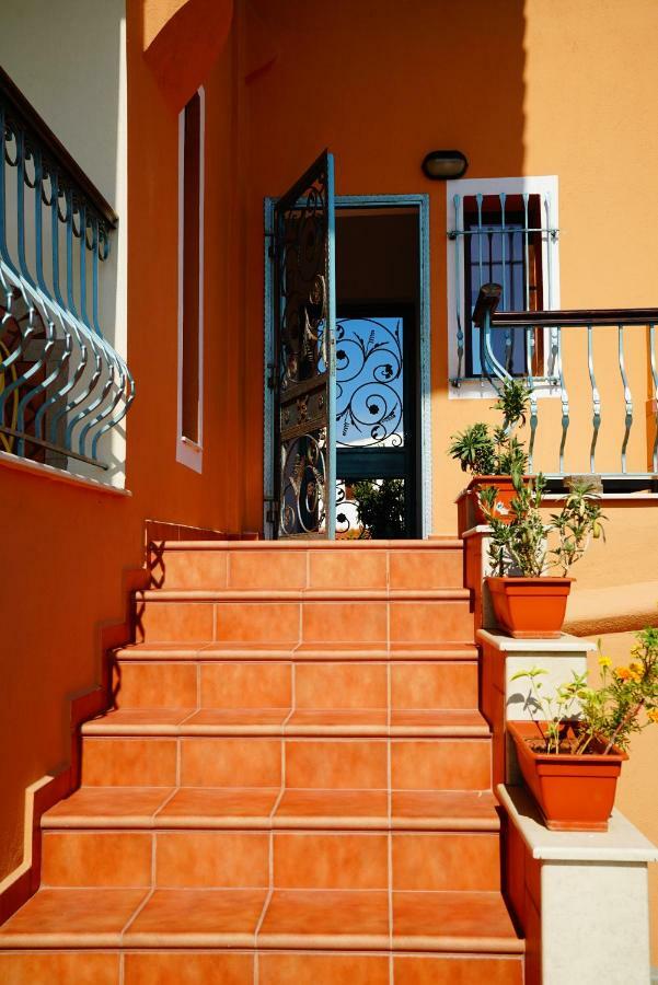 Apartment Vana Metamorfosi  Bagian luar foto