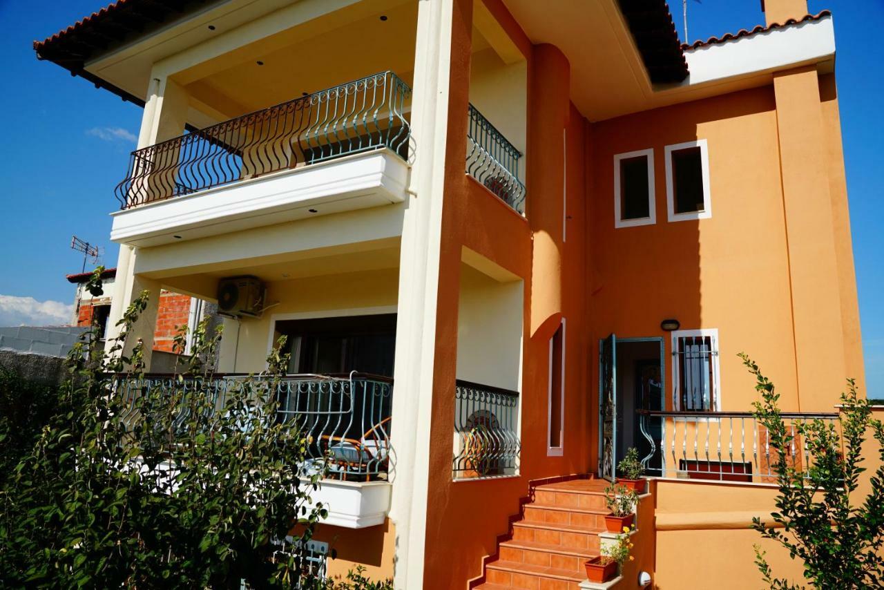 Apartment Vana Metamorfosi  Bagian luar foto