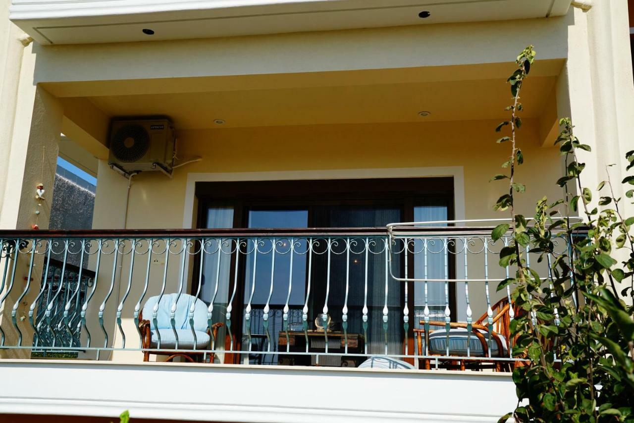 Apartment Vana Metamorfosi  Bagian luar foto